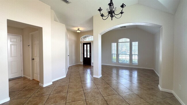 Foto del edificio - 24926 Ranch Lake Ct