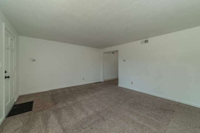 Foto del edificio - 2506 E 25th St