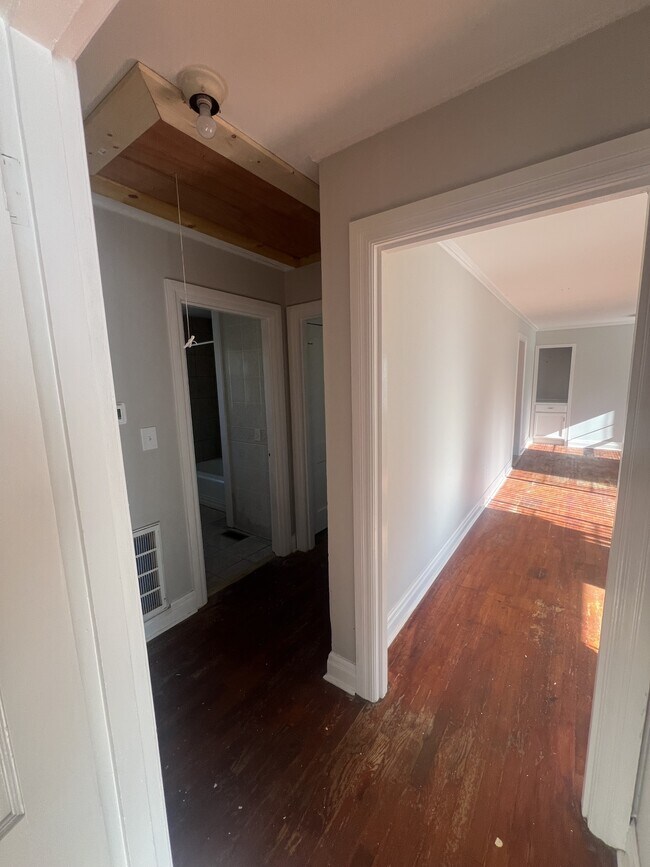Foto del edificio - 204 Greenview Dr