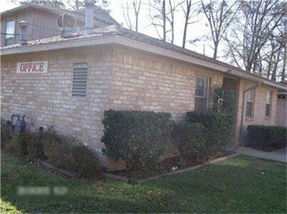 Foto del edificio - 104 E Waco St