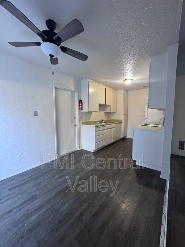 Building Photo - 6218 Porterfield Ct