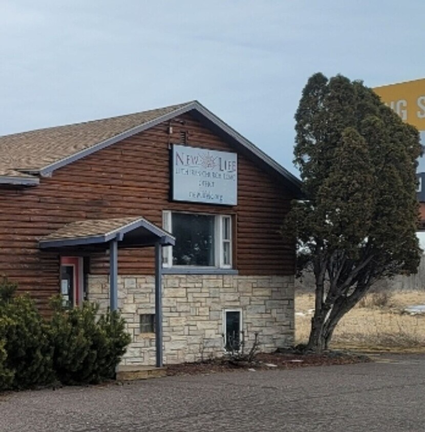Foto principal - 2521 Miller Trunk Highway