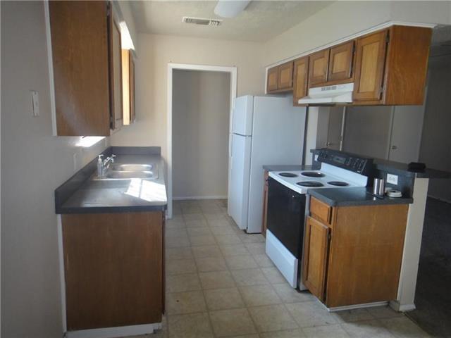 Building Photo - 504 Kings Way Dr
