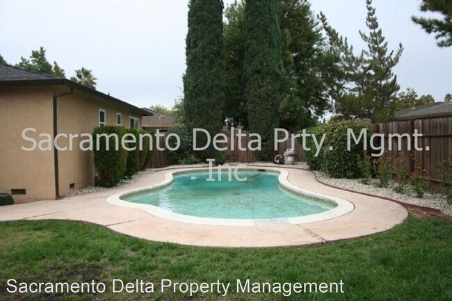 Building Photo - 3 br, 2.5 bath House - 7402 Alma Vista Way^^