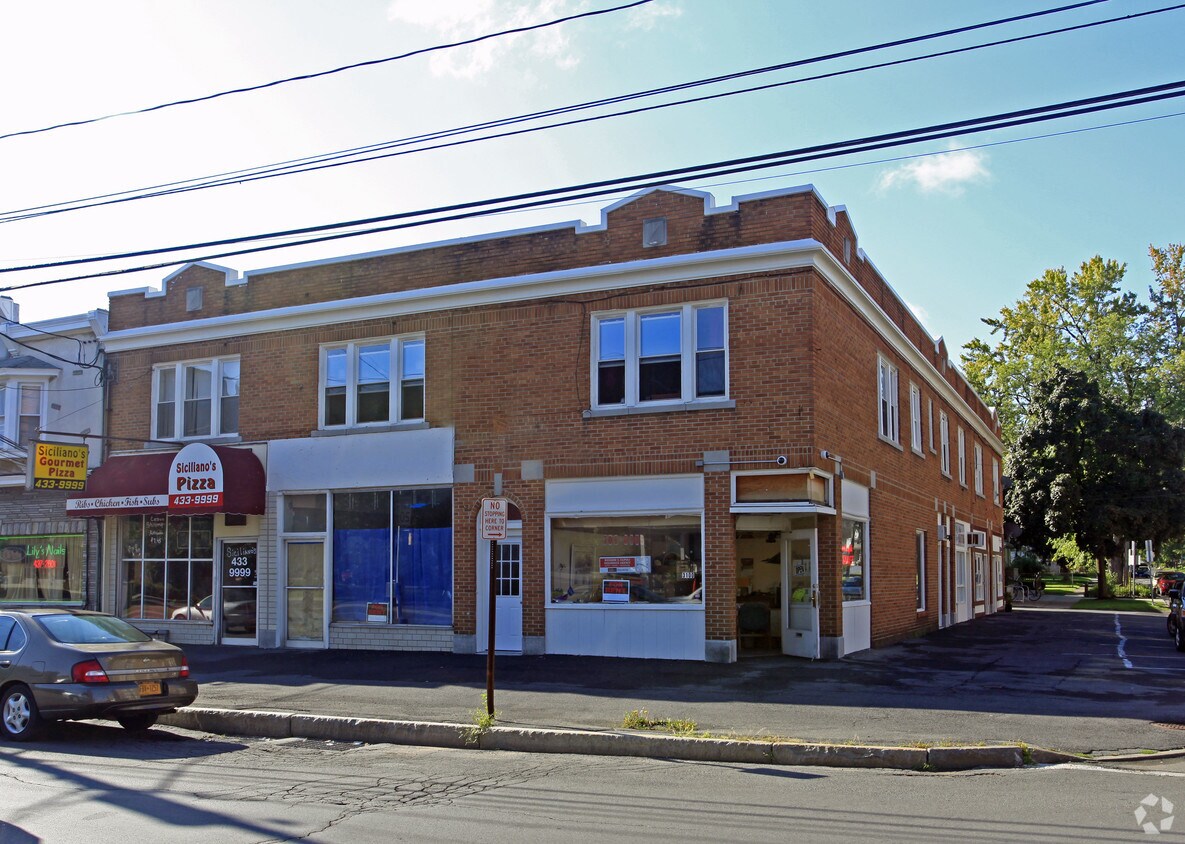 Foto del edificio - 3100-3106 James St
