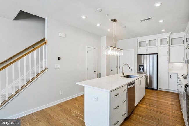 Building Photo - 7504 Sawyer Farm Wy