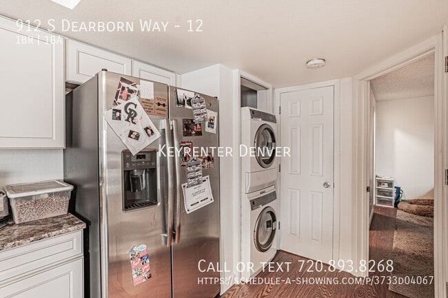 Building Photo - Charming 1 Bedroom 1 Bath Condo with W/D a...