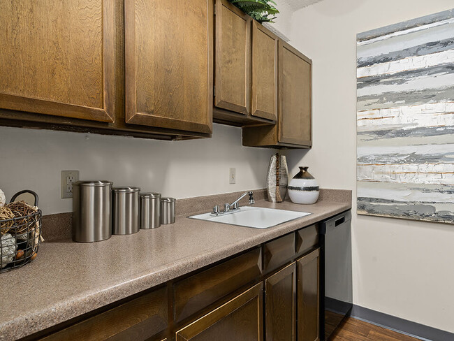 Lots of Cabinets - La Vida Buena Apartments