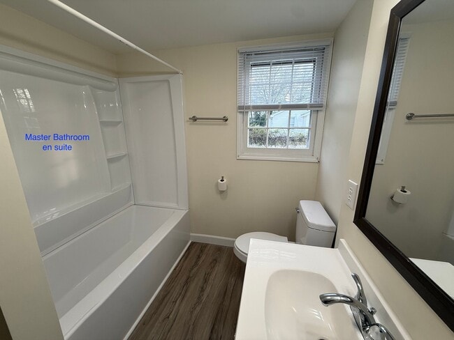 Building Photo - 2602 S Purvis Dr