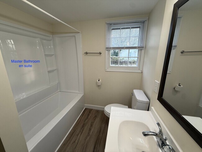 Foto del edificio - 2602 S Purvis Dr