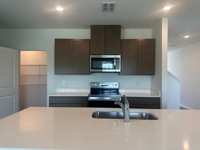 Cocina - 10574 Dusty Boot Rd