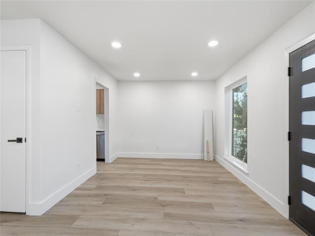 Foto del edificio - 1721 R Avenue