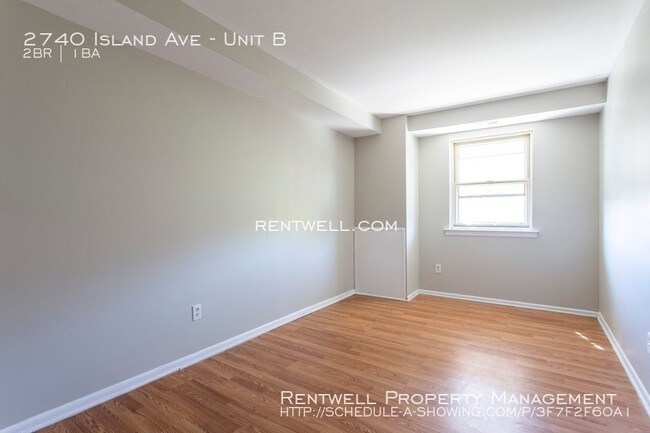 Building Photo - 2740 Island Ave
