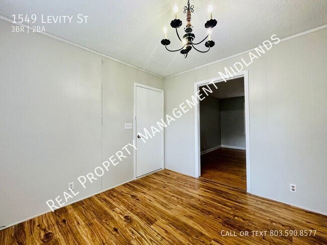 Foto del edificio - Welcome to your new home in Fairwold Acres...