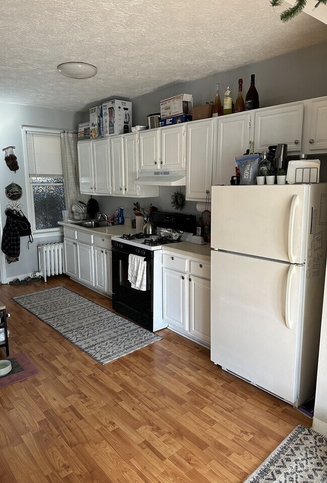 Building Photo - 50 Boulanger