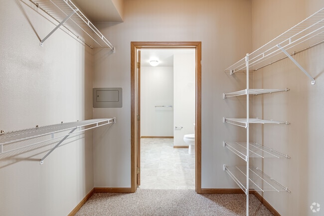 2HAB, 2BA - Arbor Pointe Apartments