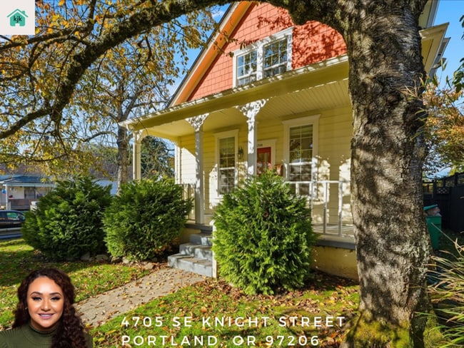 Charming Updated Home in SE Portland! - Charming Updated Home in SE Portland!