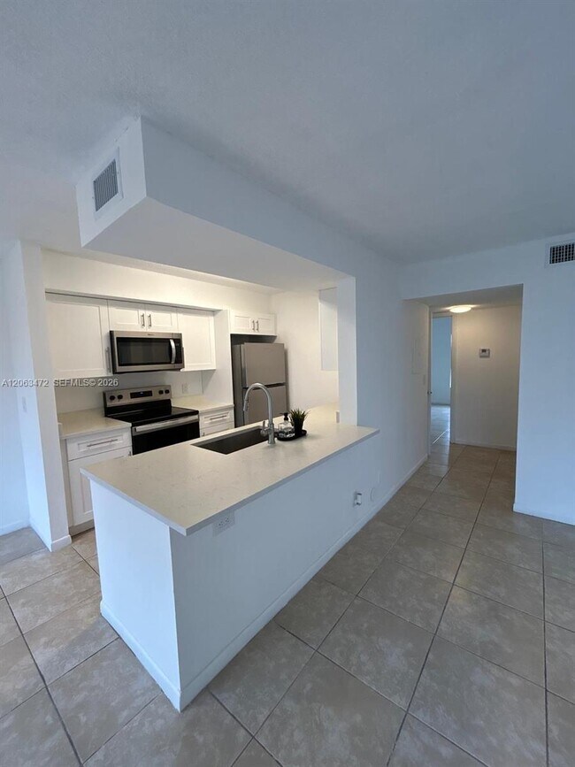 Foto del edificio - 815 Boynton Beach Blvd