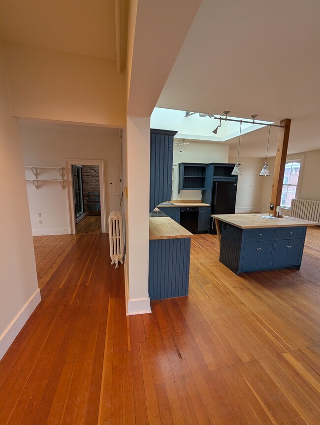 Foto del edificio - 332 Main St