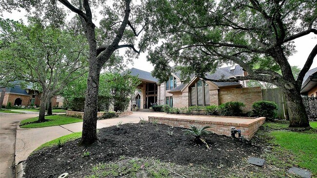 Foto del edificio - 19823 Sunbridge Ln