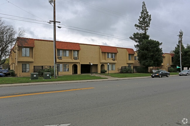 Building Photo - Ramirez Court Apartments