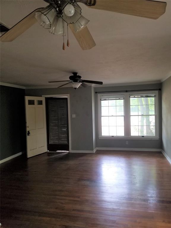 Foto del edificio - 3616 W Seminary Dr