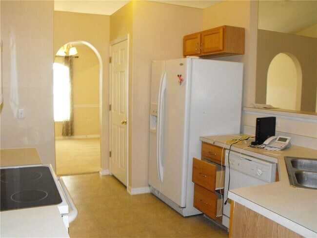 Building Photo - 486 Biscayne Ln