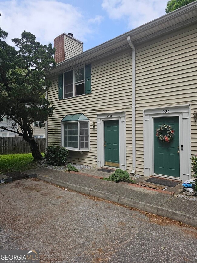 Building Photo - 1502 Harbins Rd NW