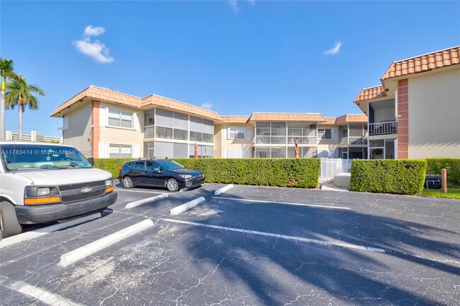 Foto del edificio - 2201 SE 9th St