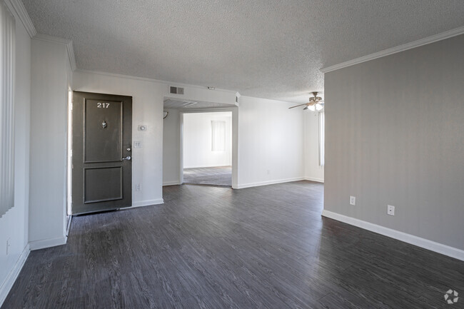 1HAB, 1BA - 750 ft² - Northwood Apartments