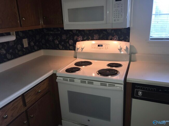 Foto del edificio - 1155 Old Monrovia Rd NW