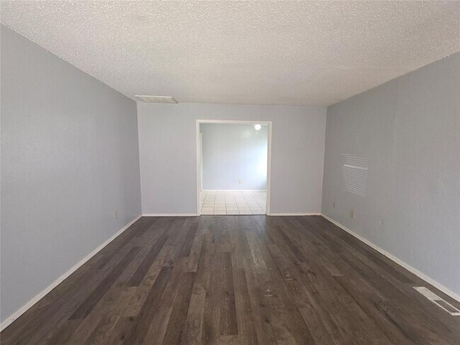 Foto del edificio - 939 SW 98th St