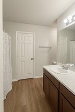 Building Photo - 23307 Dovetail Colony Ct