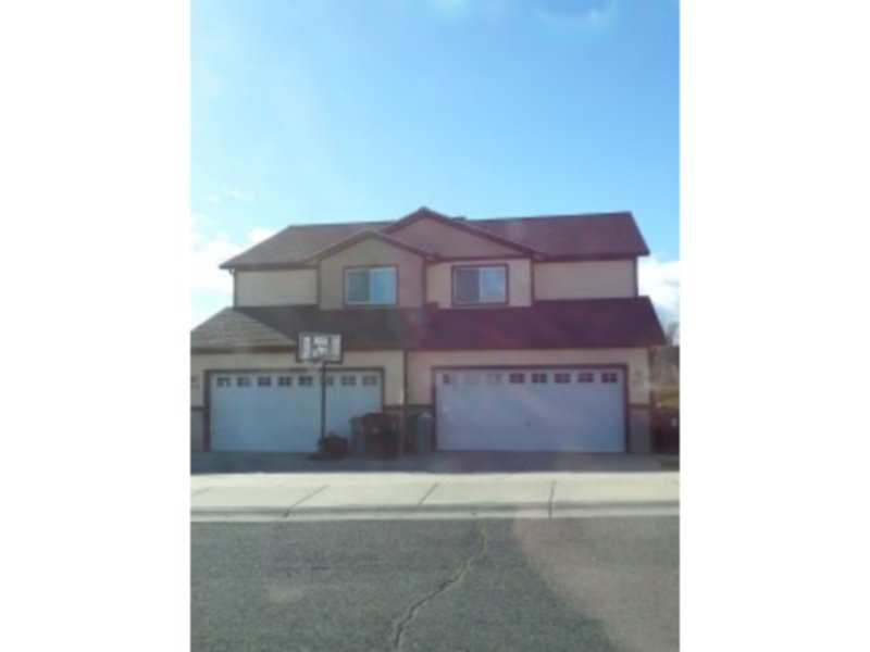 Primary Photo - 573 Shoemaker Pl