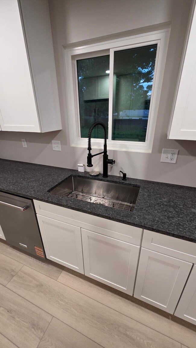 Building Photo - 6768 Pecos Dr