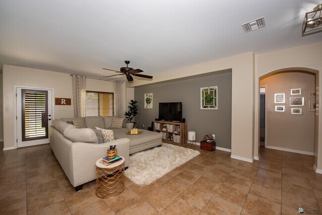 Building Photo - 3627 S Tillman Way