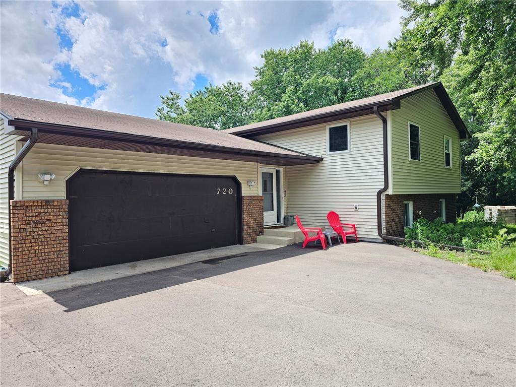 Foto principal - 720 Andover Blvd NW