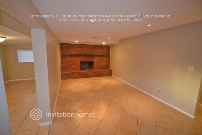 Foto del edificio - 3536 N 63rd Dr