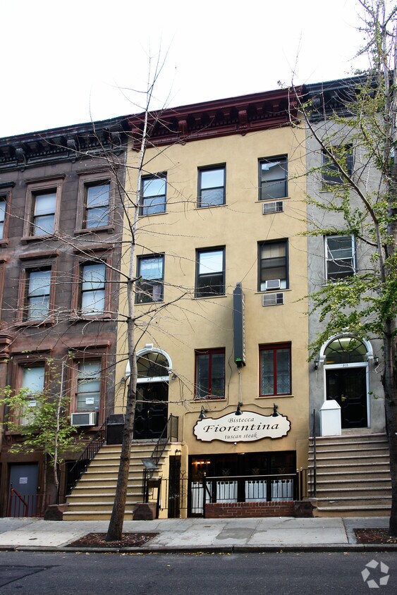 Building Photo - 317 W 46th St