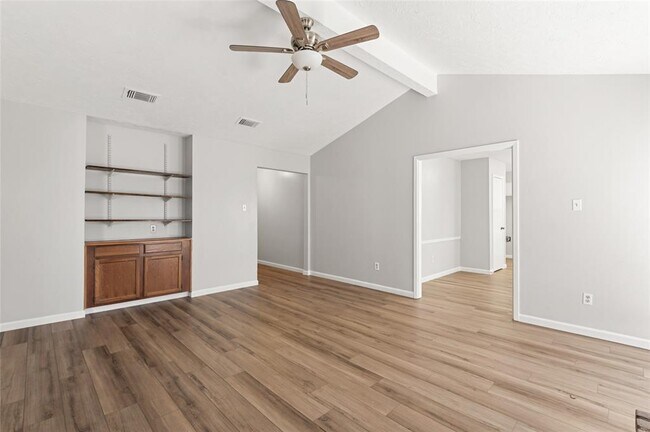 Foto del edificio - 10306 King Ranch Ln