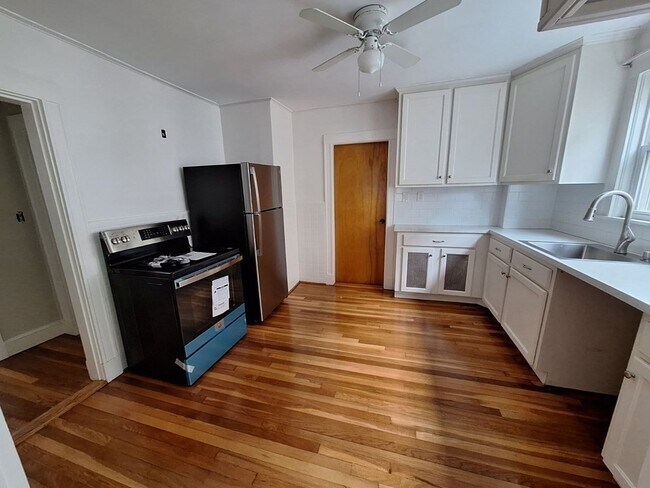 Building Photo - 91 Edenfield Ave