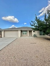 Building Photo - 1206 Elmo Ln