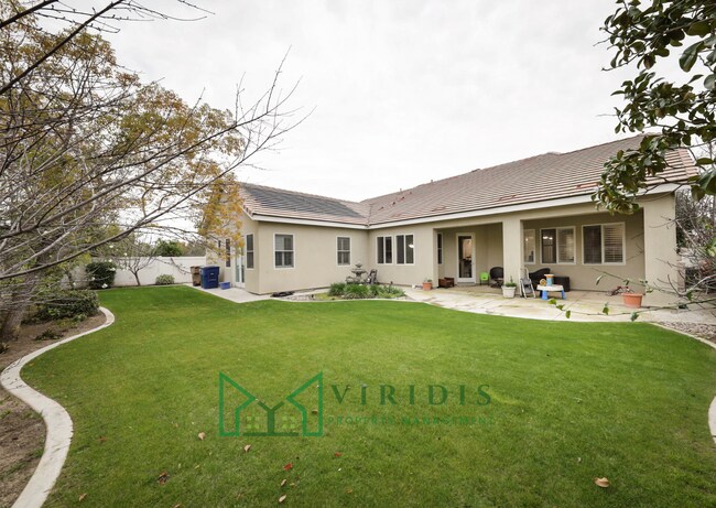 Foto del edificio - 12206 Parkerhill Dr