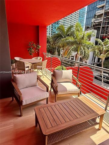 Foto del edificio - 90 NE 32nd St
