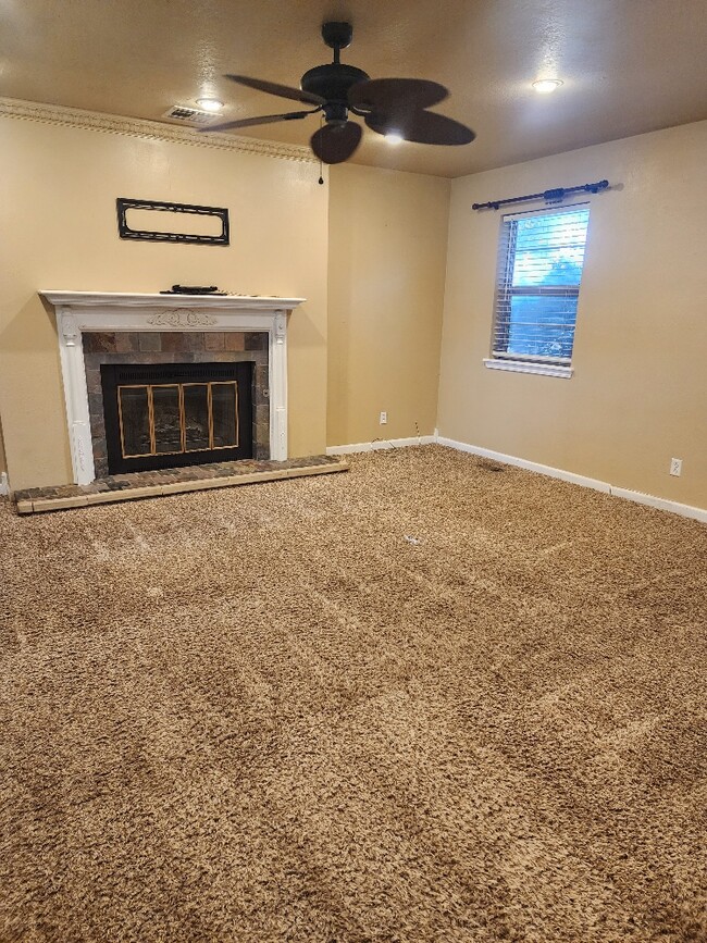 Building Photo - 4906 Yorkshire Dr