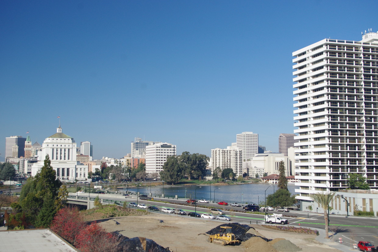 Lakeview Towers Oakland