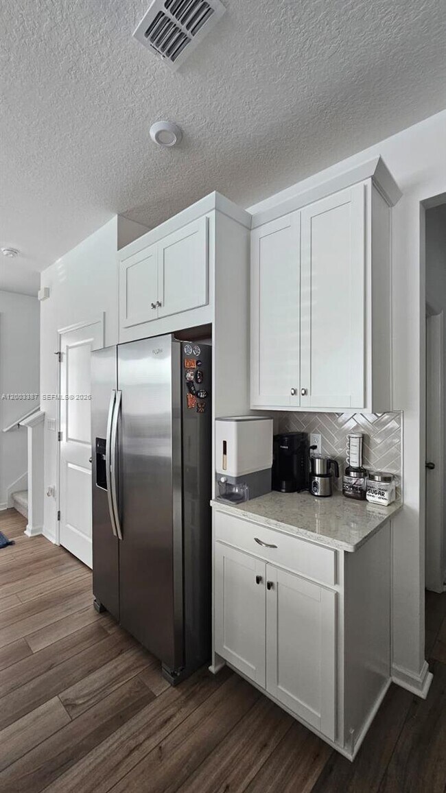 Foto del edificio - 7798 Clove Hitch Wy