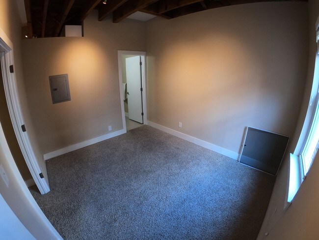 Foto del edificio - 28 E 13th St