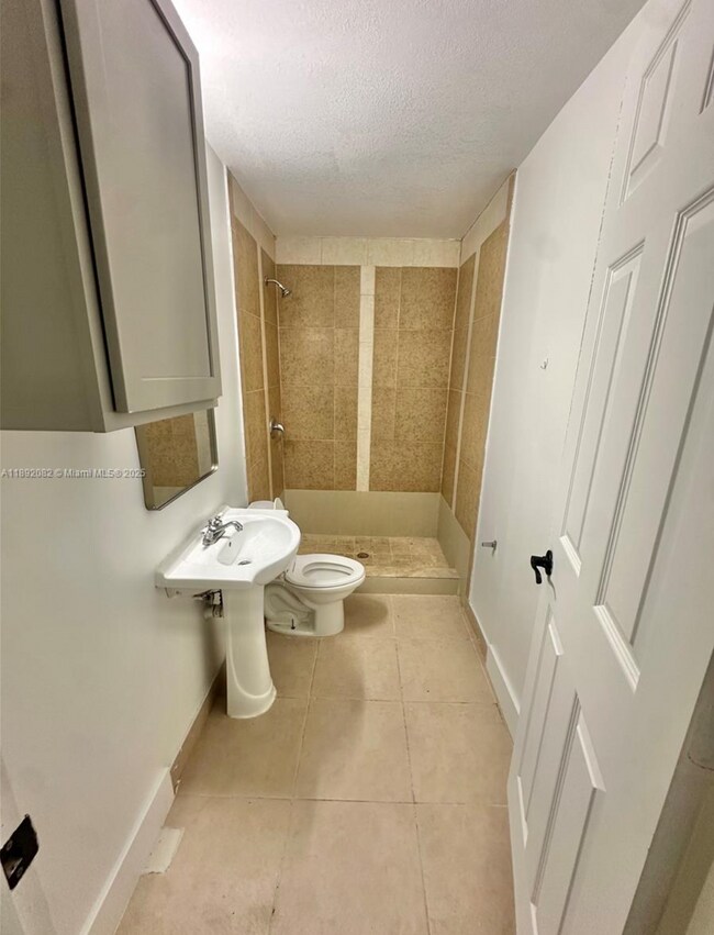 Photo - 4111 SW 33rd St House