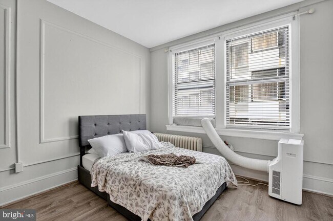 Foto del edificio - 1324 Locust St
